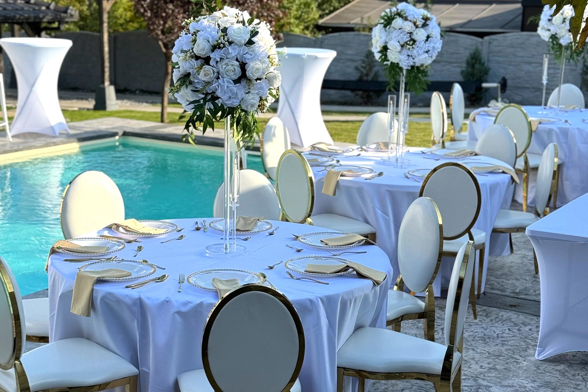 Medaljon stolice, stolovi, dekoracija - event oprema - slider